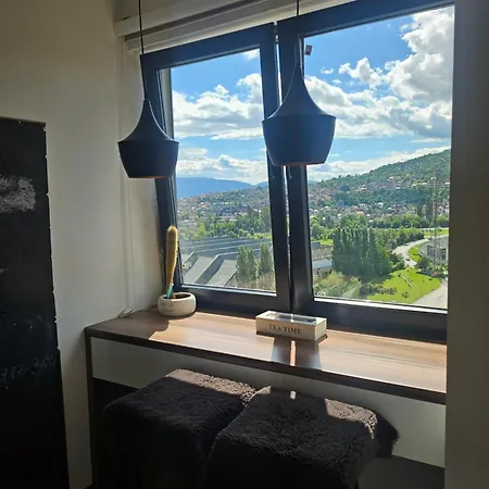 דירה Kosevo Stadium View סראייבו